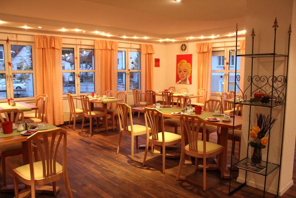 Hotel Gasthaus Bock Reichenbach an der Fils Bagian luar foto